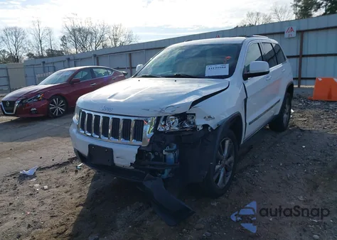 2013 Jeep Grand Cherokee Laredo z USA, uszkodzony, nr VIN 1C4RJFAG5DC587139